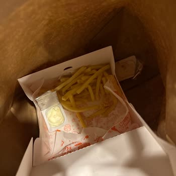 Nişantaşı Popeyes'ta Sürekli Hizmet Sorunu Ve İlgisizlik