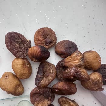 Aldığım Kuru İncir Ve Kayısılar Bozuk Çıktı, Aşure Yapamadım