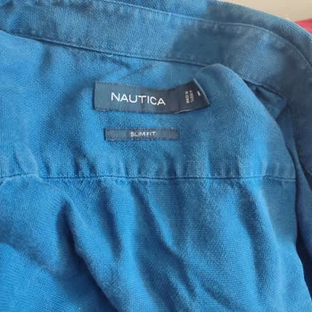 Nautica Gömlek İlk Yıkamada Renk Attı, Müşteri Hizmeti Yetersiz Kaldı