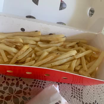 Burger King Sent Me Tiny Fries Despite Paying for Giant Size