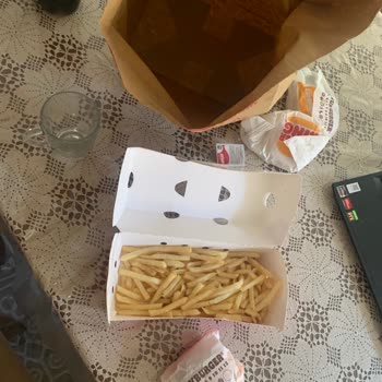 Burger King Sent Me Tiny Fries Despite Paying for Giant Size
