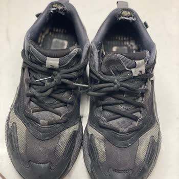 Puma Mağazasından Aldığım Ayakkabının İç Astarı Yırtıldı, Mağduriyetim Giderilmedi