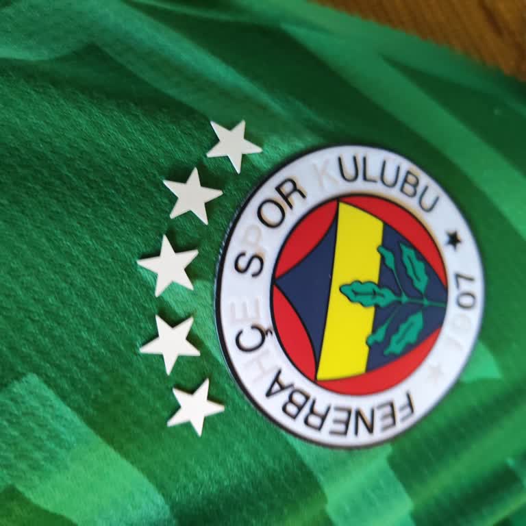 Fenerbahçe Formalarında Baskı Ve Arma Kalitesi Sorunu