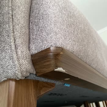 Teslimat Sonrası Hasarlı Koltuklar Ve İlgisiz Müşteri Hizmeti