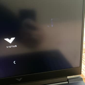 HP Victus Laptopta Ekran Sorunu Ve İlgisiz Müşteri Temsilcileri