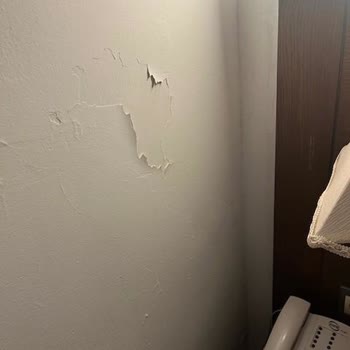 Latanya Park Resort Hotel (Bodrum) Oda Çok Eski Ve Bakımsızdı, Her Yer Örümcek Böcek