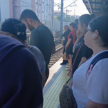 Marmaray'da Sürekli Gecikme Ve Arıza Mağduriyeti