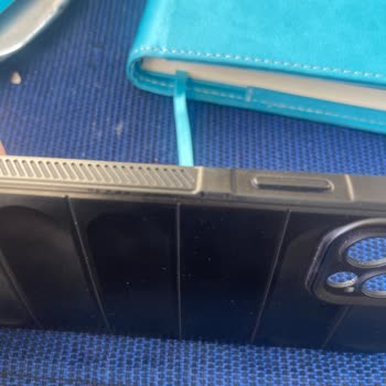 Aldığım Telefon Kılıfı Hızla Deforme Oldu, Mağaza İlgisiz Kaldı