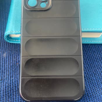 Aldığım Telefon Kılıfı Hızla Deforme Oldu, Mağaza İlgisiz Kaldı