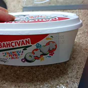 Son Kullanma Tarihi Geçmemiş Peynir Bozuk Çıktı, Çocuklara Özel Ambalaj Endişesi