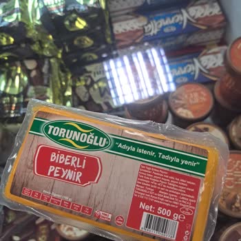 İndirimli Peynirin Son Kullanma Tarihi Geçmiş Şekilde Satılması Müşteri Güvenini Zedeliyor