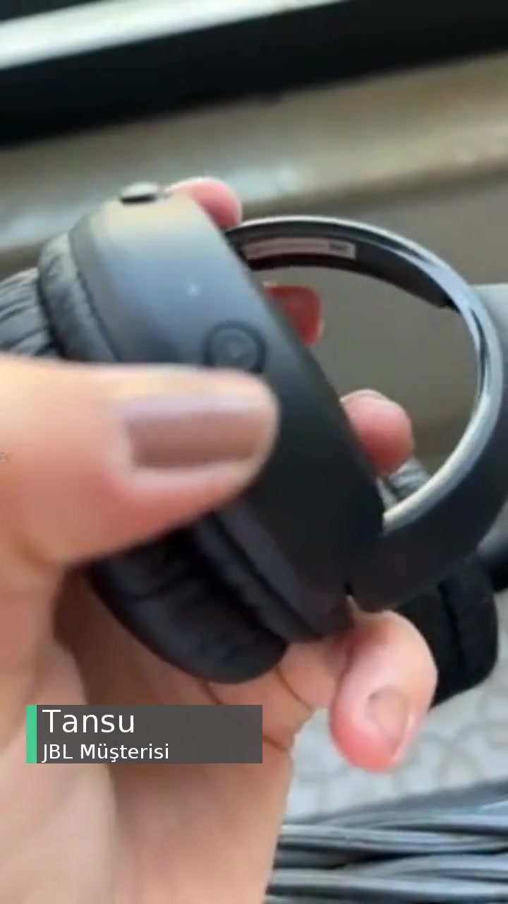 JBL Kulaklık Yuvarlak Açma Kapama Tuşu İçinde Kaldı videonun kapak resmi