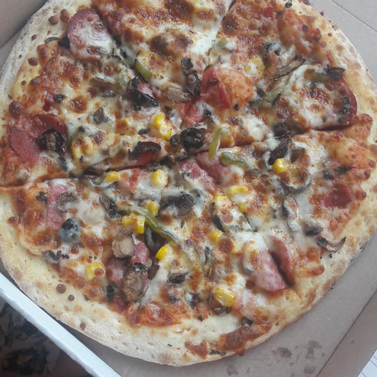 Soğuk Ve Eksik Pizza, Değişim Ve İade Taleplerim Karşılanmadı