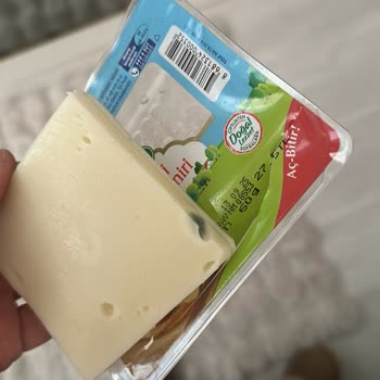 Sütaş'tan Aldığım Kaşar Ve Süt Ürünlerinde Tekrarlayan Küf Ve Tarih Sorunu