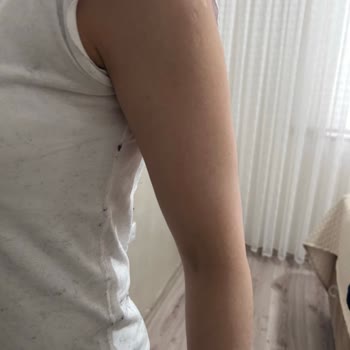 Massimo Dutti, cárdigan suelta pelusa y atención al cliente falla