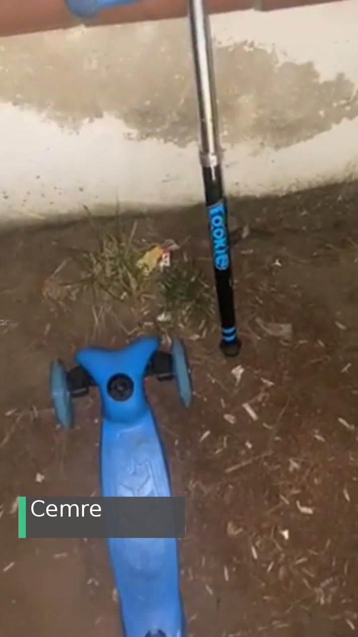 Rookie Bisiklet & Scooter Scoter Kırıldı, Neden Hemen Kırılan Bir Ürün Yaptınız? videonun kapak resmi