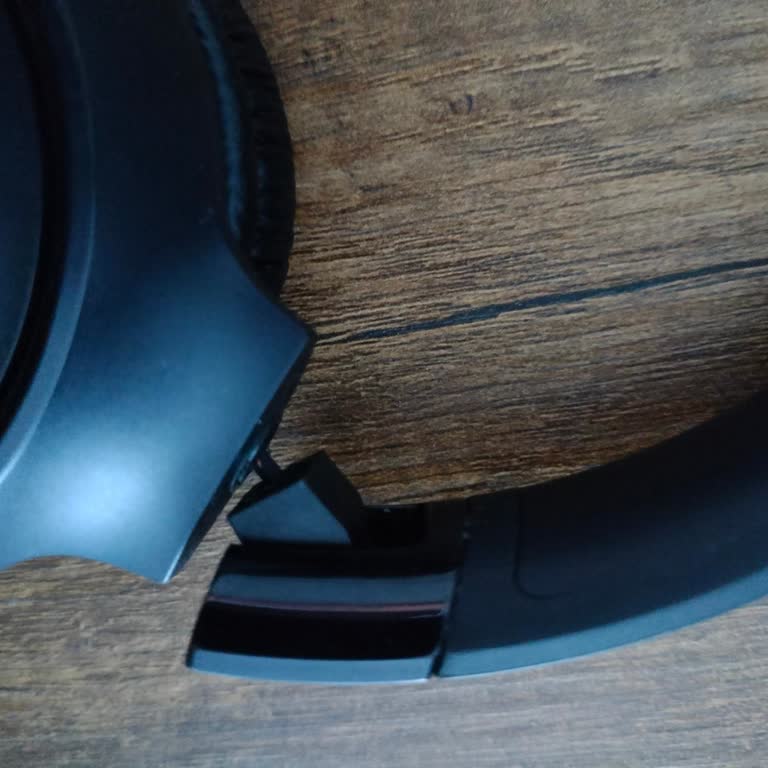 JBL 520BT Kulaklık Kendi Kendine Kırıldı, Garanti Desteği Bekliyorum