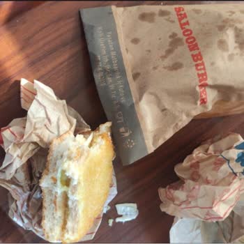 Pişmemiş Tavuk Burger Ve İlgisiz Müşteri Hizmetleri