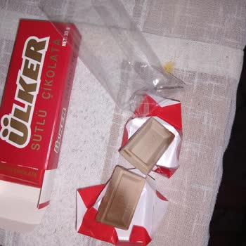 Bozuk Ve Acılaşmış Ülker Napoliten Çikolata Tüketici Güvenliğini Tehdit Ediyor