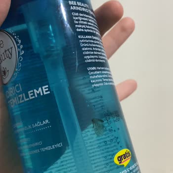 Yüz Temizleme Jelinde Böcek Çıkması Ve Yetersiz Müşteri Hizmetleri