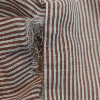 Stradivarius, camisa con costuras defectuosas y mal servicio