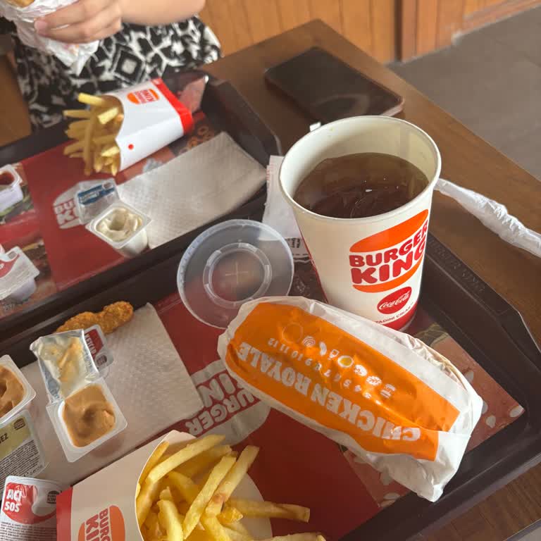 Burger King Göreme Şubesinde Kaba Ve İlgisiz Personel Deneyimi