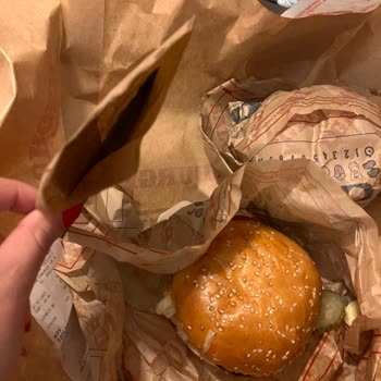 Eksik Ve Kötü Gelen Siparişe Yetersiz Çözüm Sunulması