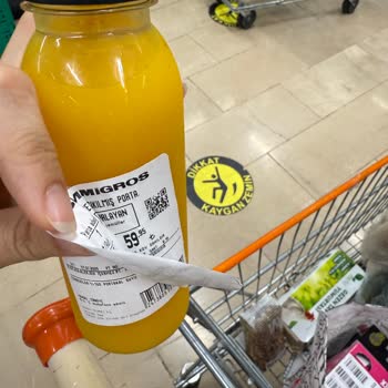 Migros'ta Taze Portakal Suyu Etiketlerinde Tarih Tutarsızlığı