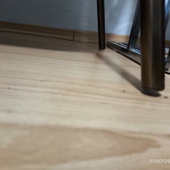 Teslim Edilen Tüm Sandalyeler Ve Koltuk Kusurlu Çıktı Muhatap Bulamıyorum