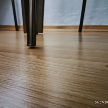 Teslim Edilen Tüm Sandalyeler Ve Koltuk Kusurlu Çıktı Muhatap Bulamıyorum