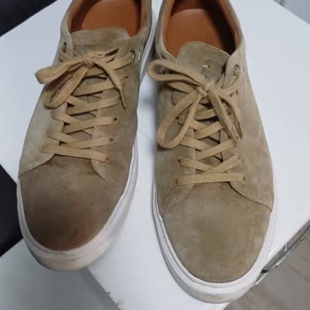 Süet Ayakkabı Kullanımında Karşılaşılan Boya Sorunu