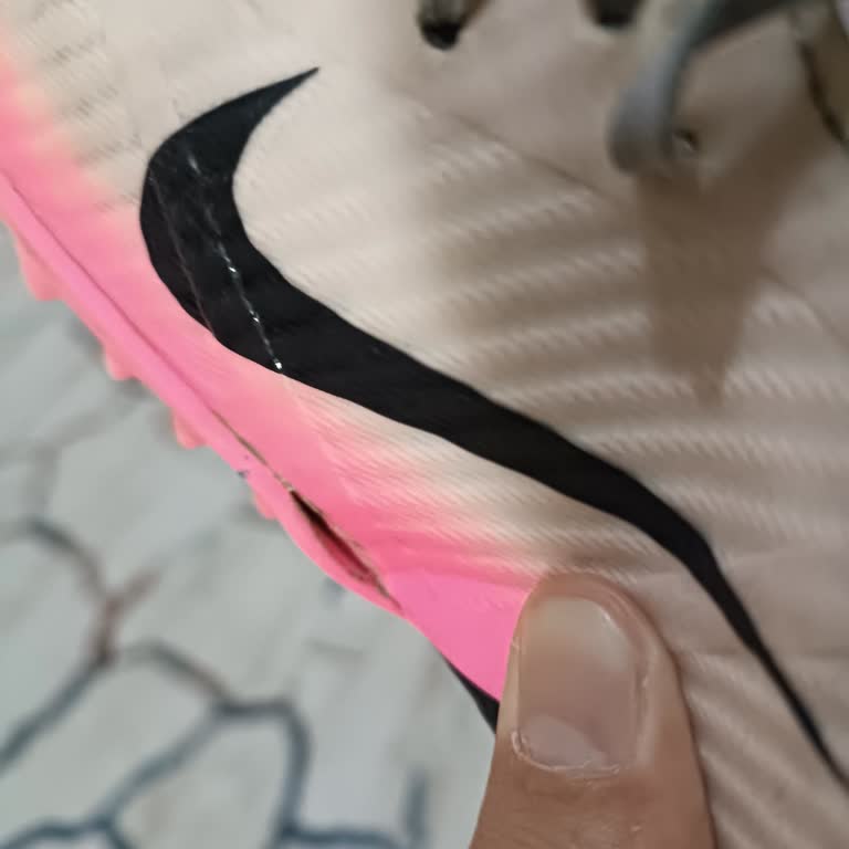 Nike Mağazasından Alınan Kramponun Garanti Sürecinde Hayal Kırıklığı