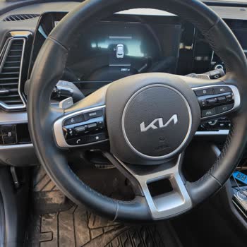 I Face Steering Wheel Peeling on Kia Sportage 2024 Under Warranty