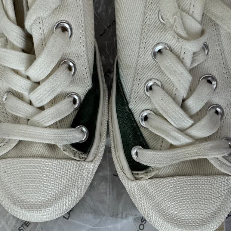 Temizlik Sonrası Ayakkabının Rengi Dağıldı Ve Boyandı