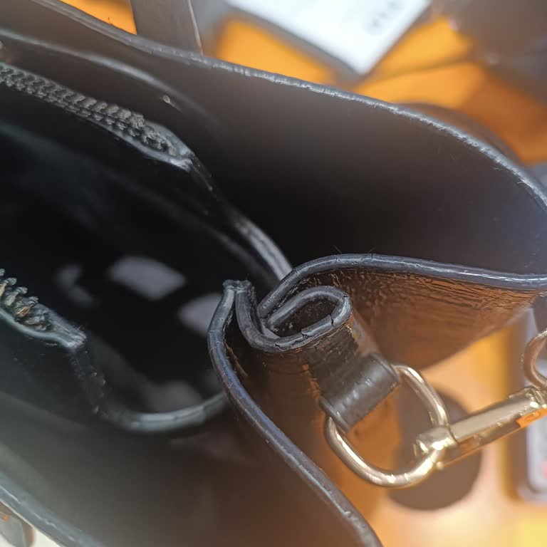 Polaris Markalı Çantada Kalite Sorunu Ve Mağduriyet