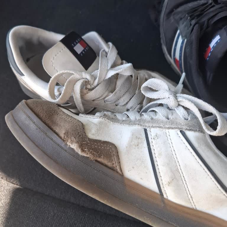 Satın Aldığım Ayakkabının Yırtılması Ve Değişim Sorunu