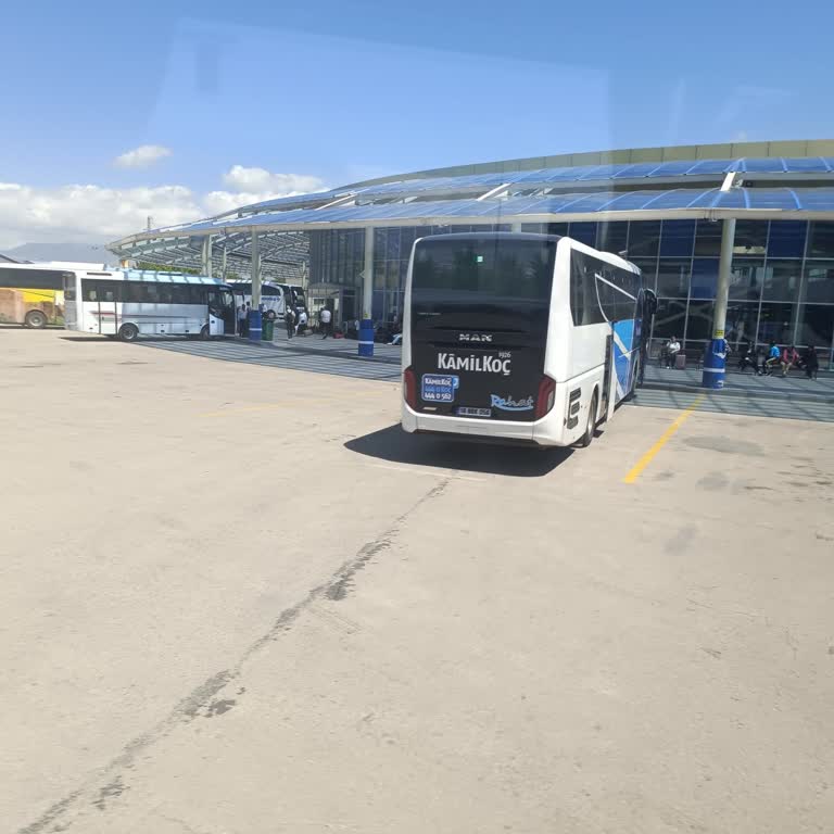 Kamil Koç'ta Sürekli Gecikme Ve Araç Arızası Mağduriyeti