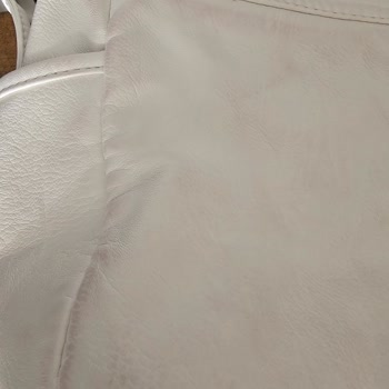 Aldığım Çantada Kısa Sürede Oluşan Lekeler Ve İade Sorunu