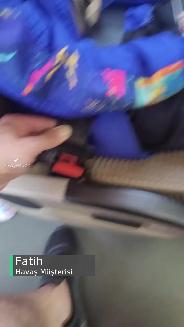 Trabzon Havalimanı Havaş'tan Şikayetçiyiz, Zamanımızı Boşuna Harcadılar! videonun kapak resmi