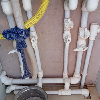 ECA Proteus Kombi Sürekli Su Eksiltiyor, Servis Sorunu Çözemiyor