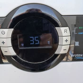 ECA Proteus Kombi Sürekli Su Eksiltiyor, Servis Sorunu Çözemiyor