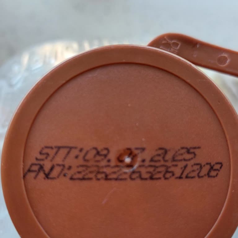 Aldığım Süt Hem Kesildi Hem De İçinden Kıl Çıktı!