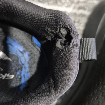 Skechers Ayakkabıda Hızlı Deformasyon Ve Yetersiz Müşteri Hizmeti