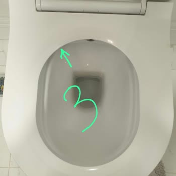 Klozet Kapakları Sürekli Kırılıyor, Firma Çözüm Sunmuyor