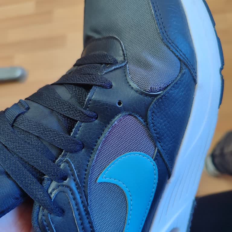 Nike Ayakkabıda Kısa Sürede Yıpranma Ve Olumsuz İnceleme Sonucu