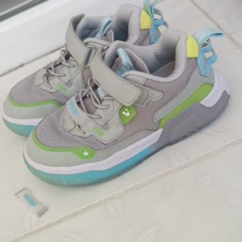 Bir Ay Dolmadan Vicco Çocuk Ayakkabısında Ciddi Sorunlar