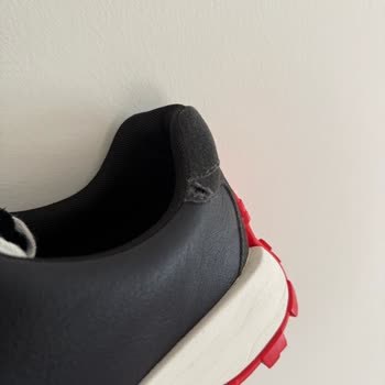 Camper Ayakkabıda 3 Saatte Dikiş Açılması Ve Uzayan İnceleme Süreci Mağduriyeti