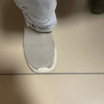 Yeni Alınan Ayakkabıda Kısa Sürede Çizik Oluştu İnceleme Sorunu Çözmedi