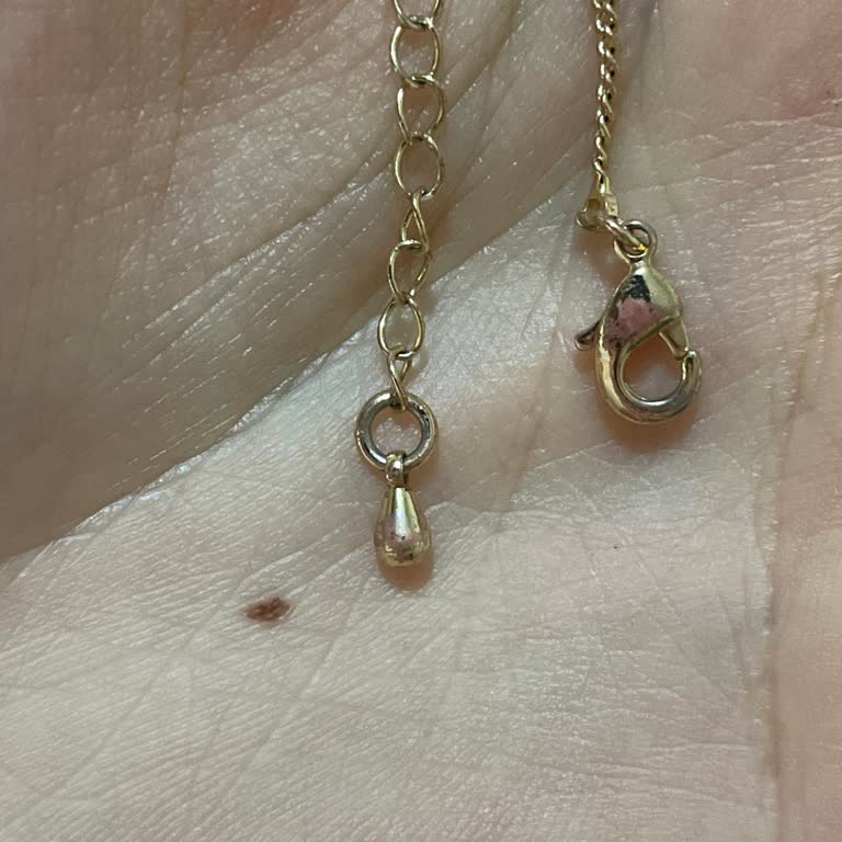 Çelik Diye Satılan Ürün Karardı, Mağaza Sorumluluk Almadı