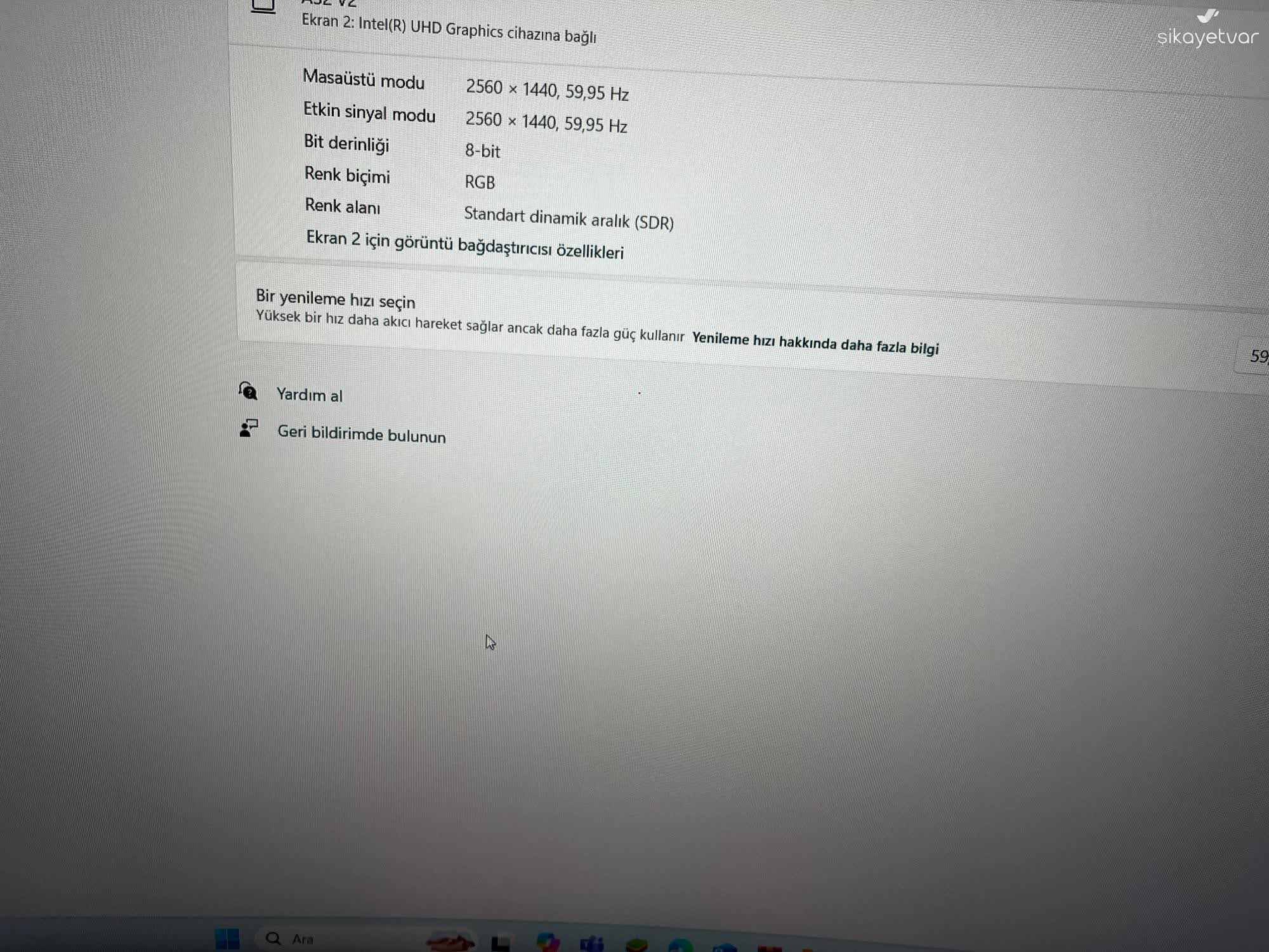 Monster Notebook Yeni Alınan Monster Monitörde Kırmızı Renk Sorunu